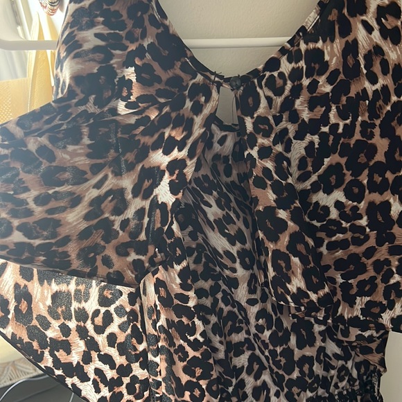 Cheetah / Leopard Mini Backless Dress - Picture 6 of 7